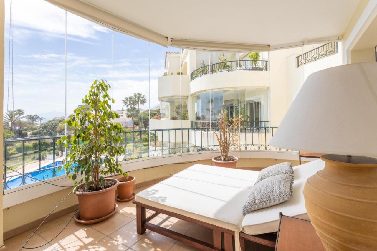 Homeforguest Front Line Beach Apartment In Hacienda Playa Marbella Exterior foto